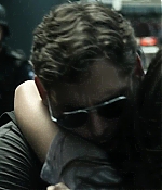 AOM-DFE353.jpg